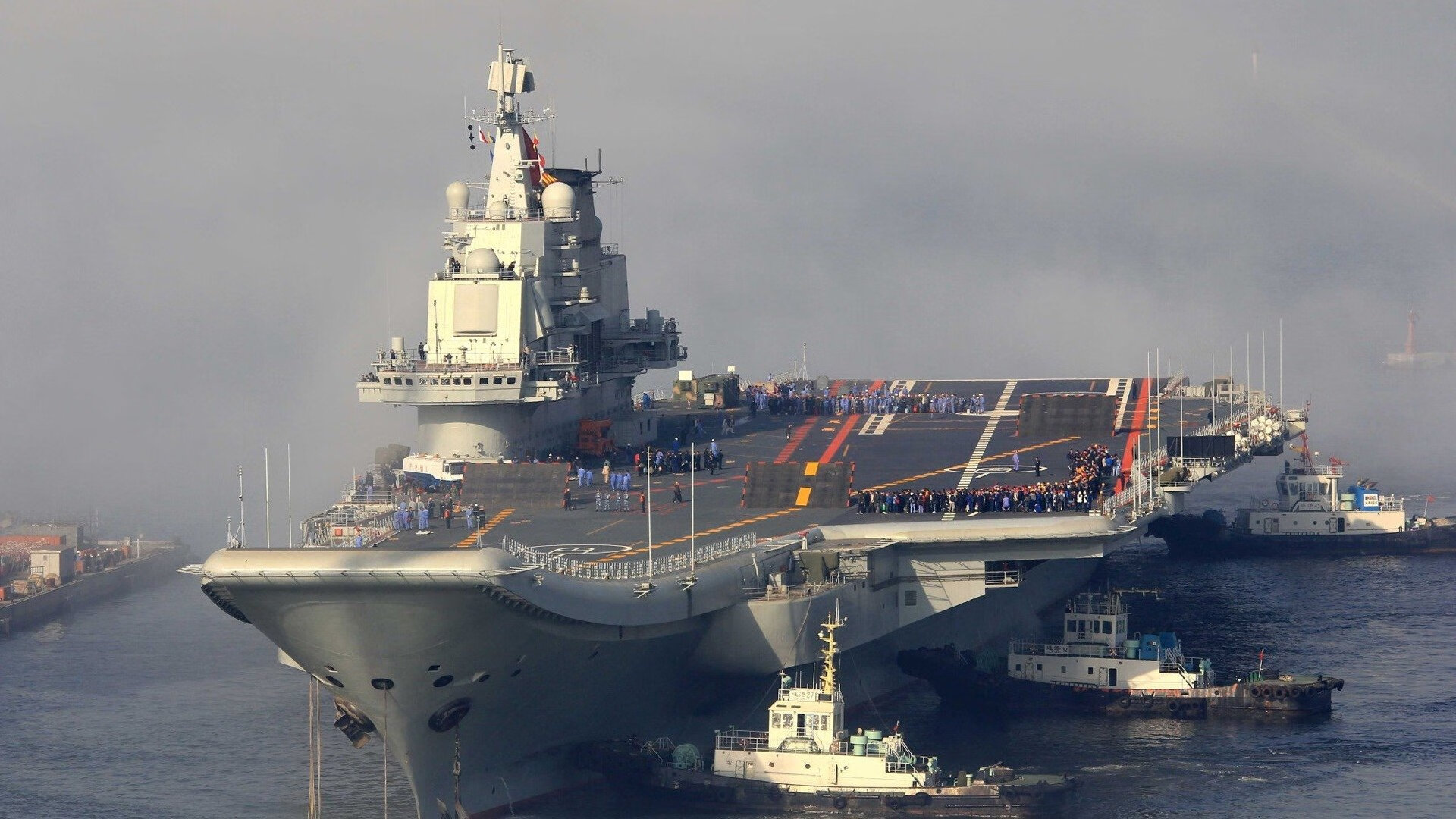 “高新区全民健身馆：壁球的秘密，击球背后是百秒的决战！”