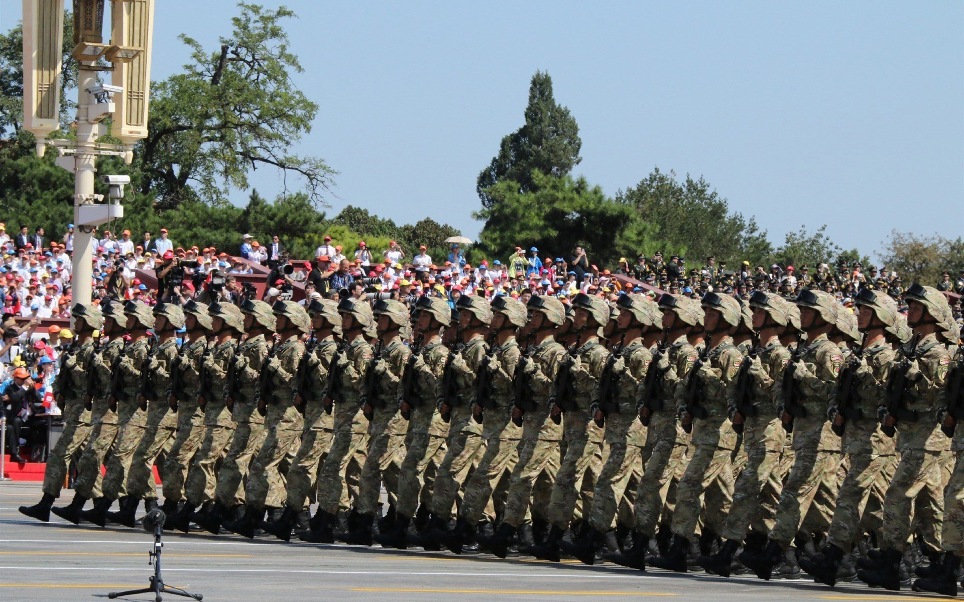美职篮季后赛对阵出炉 热门球队强强对决,美职业季后赛